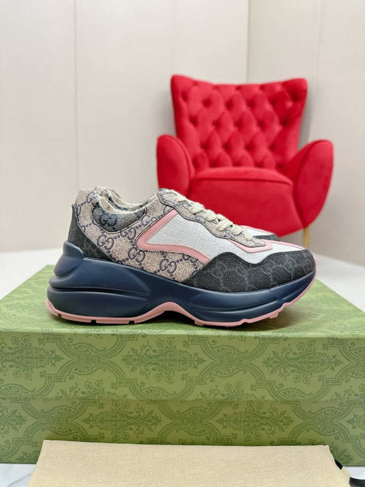 Gucci GG Supreme Retro Sneakers
